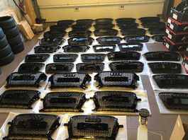 Calandre en nid d'abeille compatible Audi avec garantie
