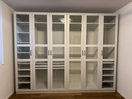 Kleiderschrank