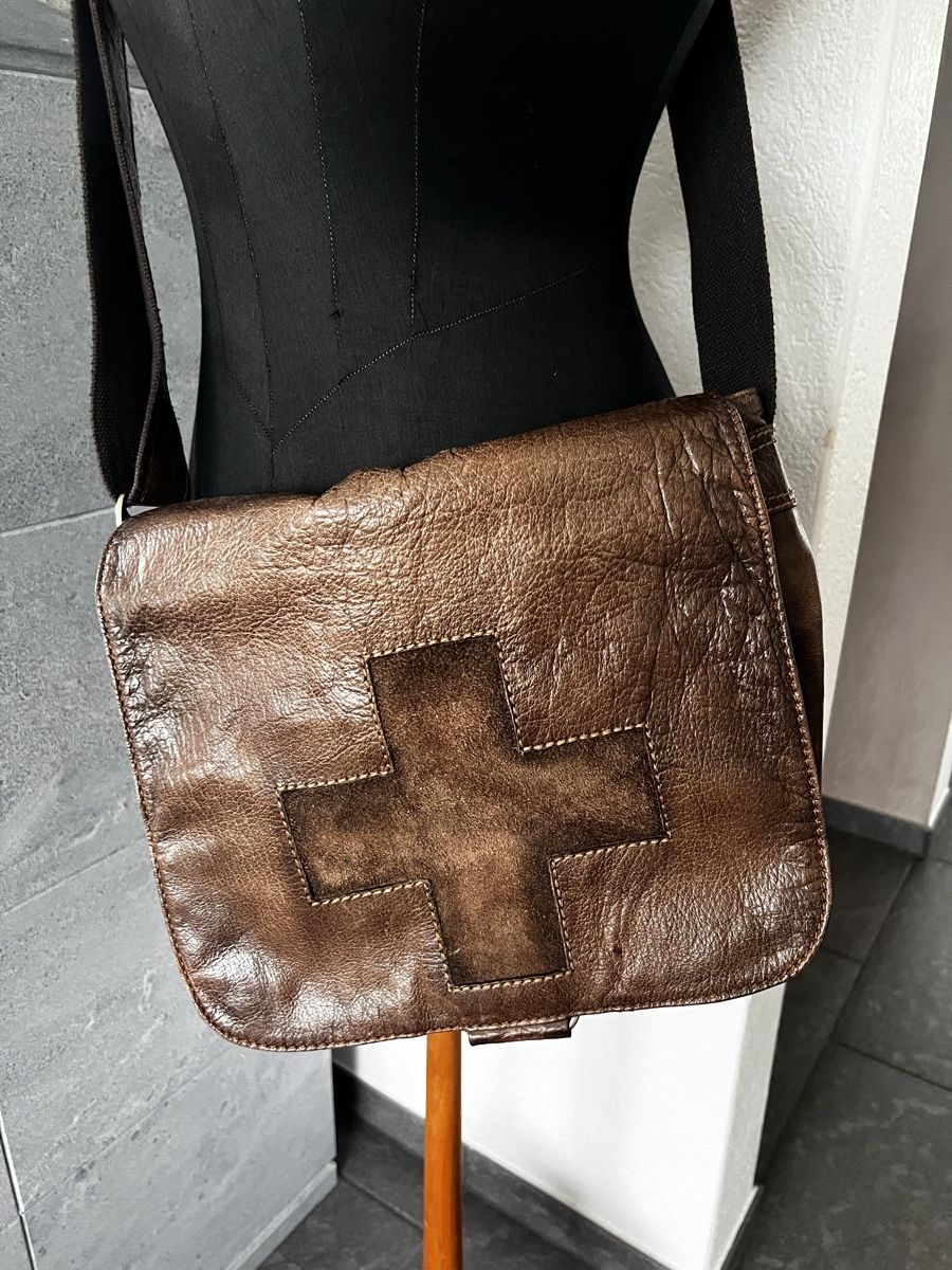 Borse: Bull & Hunt Ledertasche mit Kreuz – Usato da Staufen venduto da Elina08 1