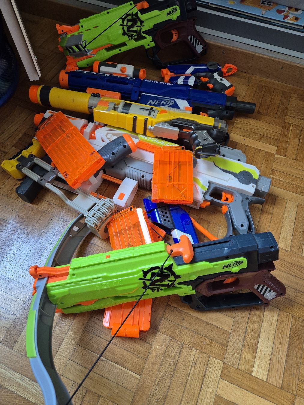 Nerf Jouets: Nerf 6 pistolet – D'occasion à Lausanne par ben_m6qx