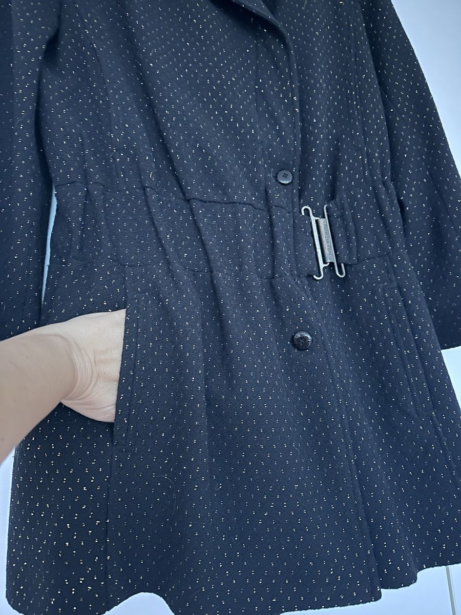 Patrizia Pepe Cappotti: Patrizia Pepe Black & Gold Coat – Nuovo (secondo la descrizione) da Binningen venduto da can_s2yh 2