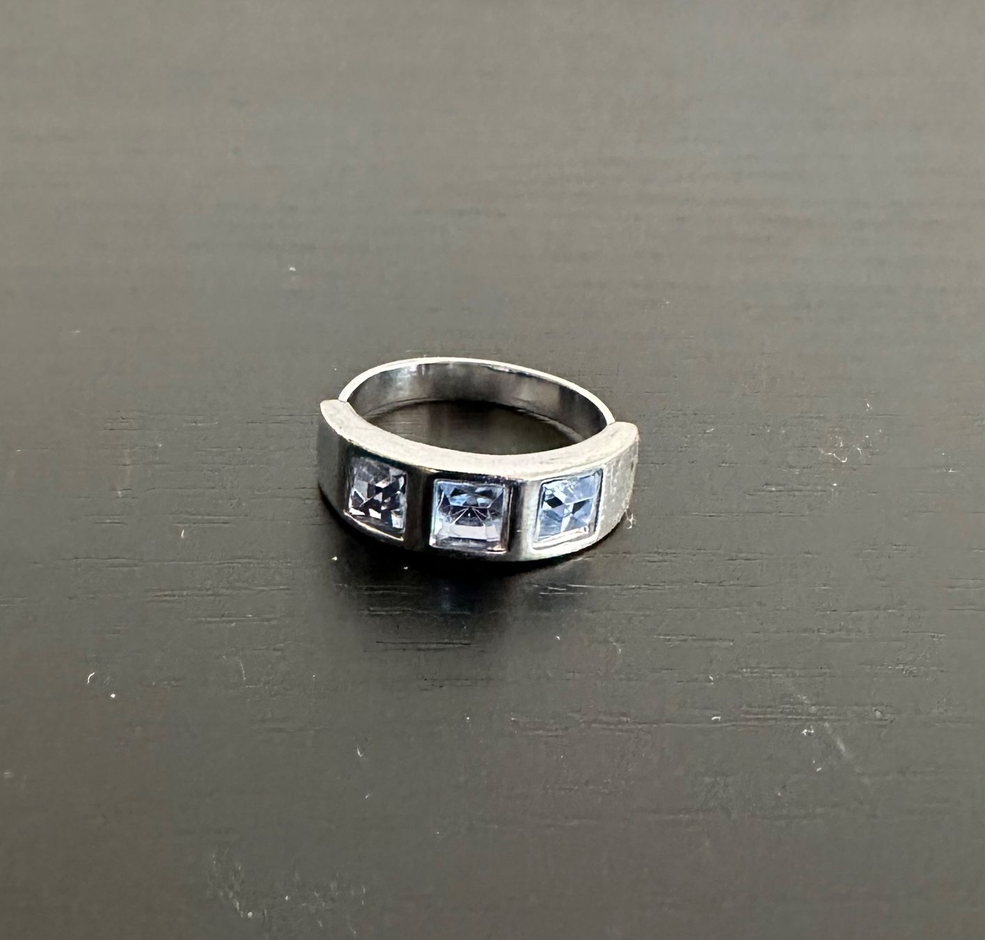 Sonstiger Schmuck: Ring + Halskette mit Schmuckanhänger mit hellblauen Steinen – Gebraucht aus Emmenbrücke von little.treasures 4