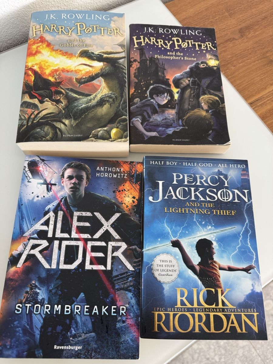 Libri: Book Bundle: Harry Potter, Percy Jackson, Alex Rider! – Usato da Jonen venduto da chrispluess