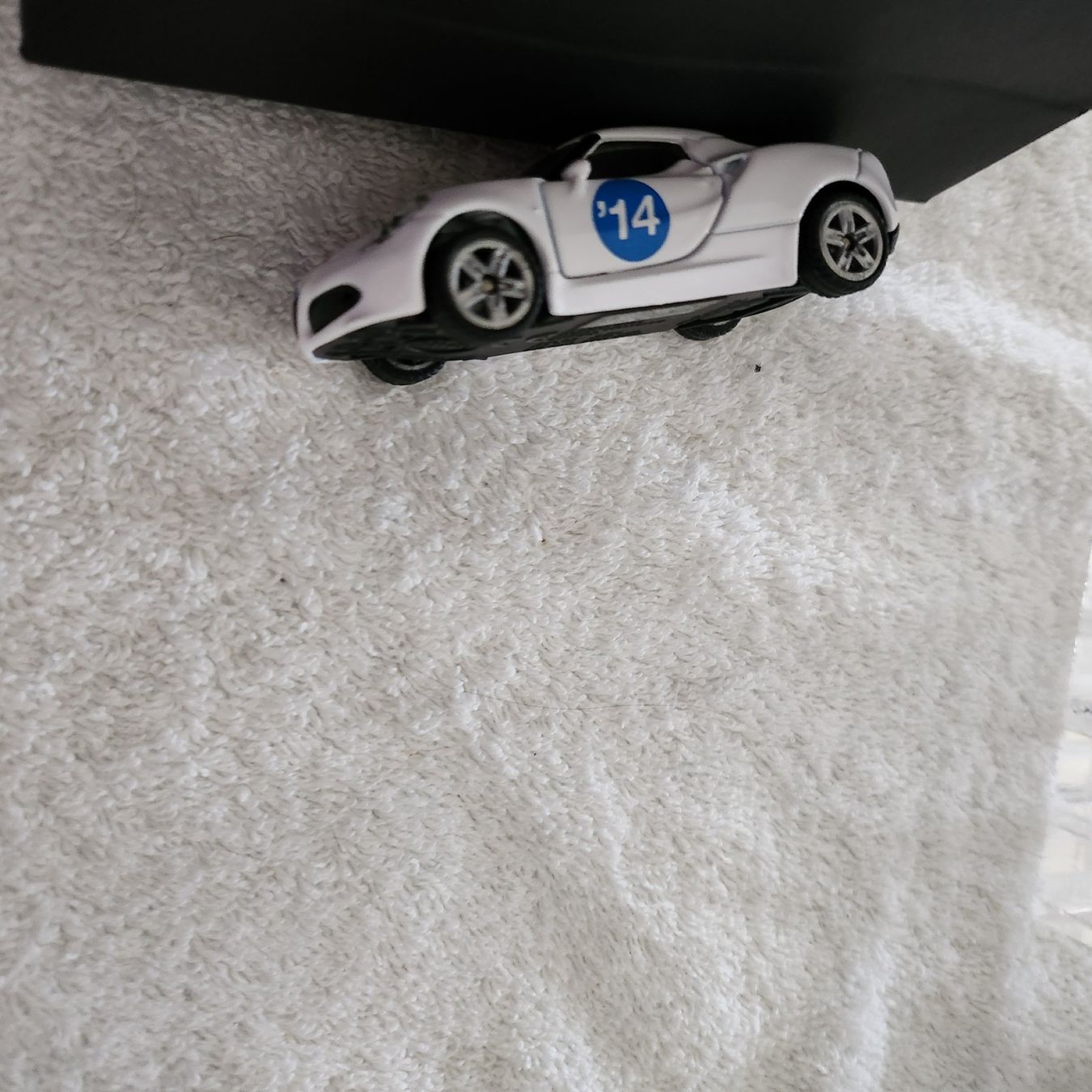 Alfa Romeo Modellautos: 1.64 Alfa Romeo 4C Bornelund 2014 exclusive Promo Version – Neu (gemäss Beschreibung) aus Unterägeri von 0alfa0 3