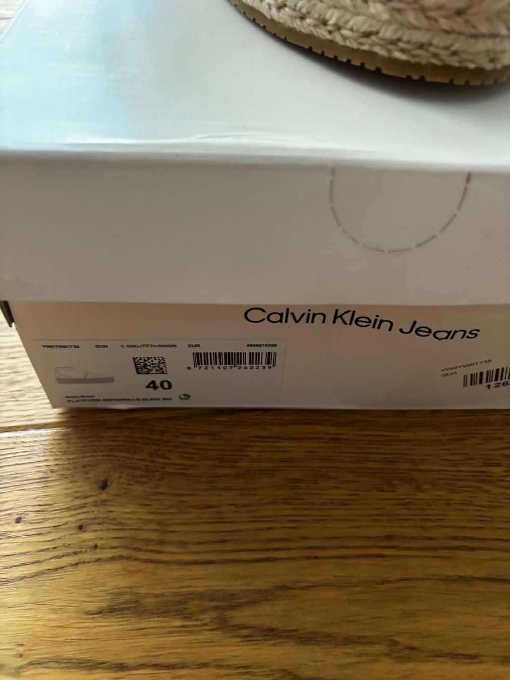Calvin Klein Damenschuhe: Calvin Klein Sandal neu – Neu und originalverpackt aus Brigerbad von kpe_d2d9 1