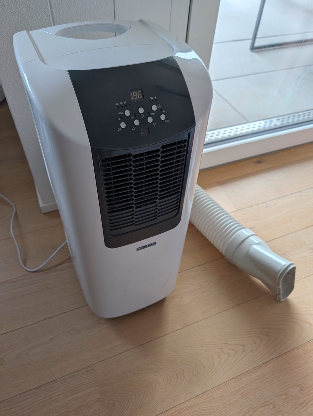 Condizionatori: Mobile Klimaanlage Nanyo KMO90M3 – Usato da Rapperswil SG venduto da conick