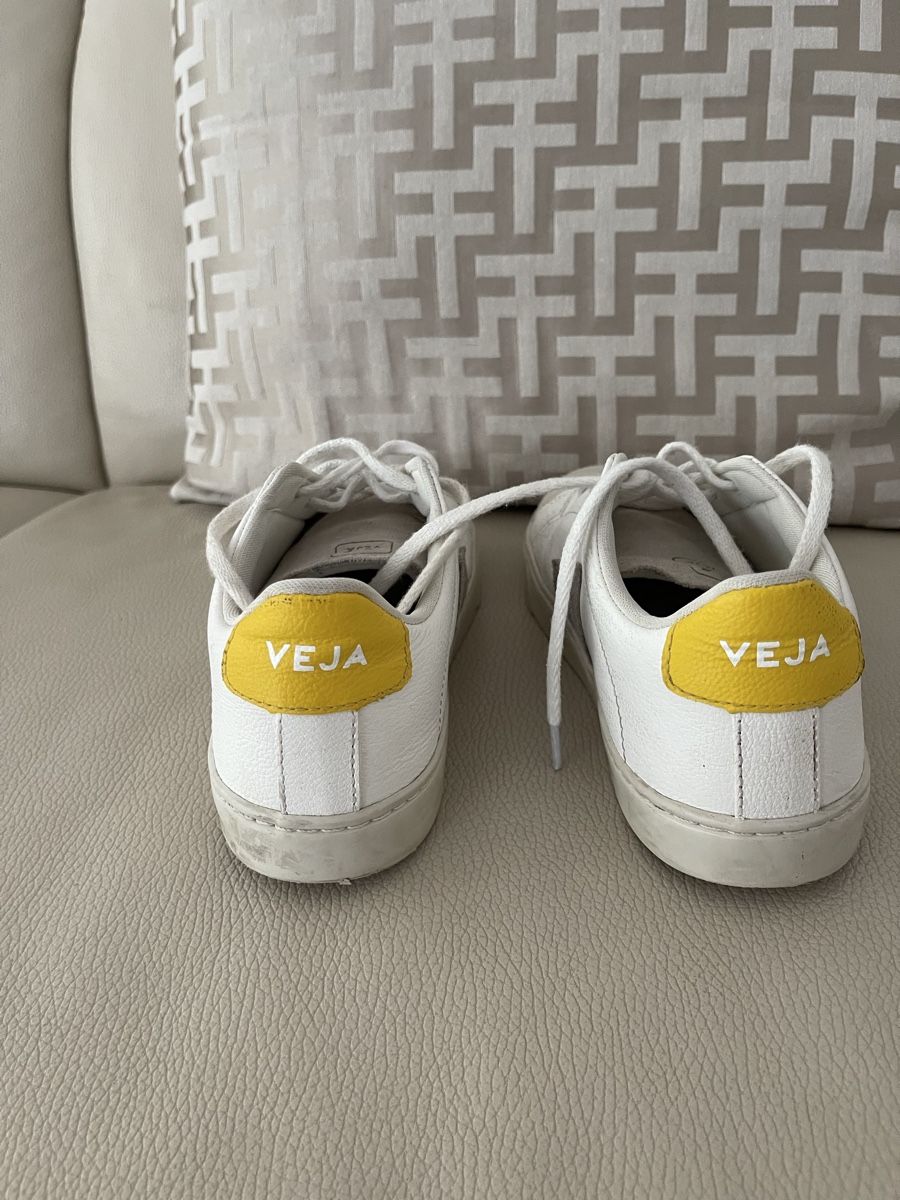 Veja Scarpe per ragazzi: Veja Kinder Sneakers Turnschuhe Gr. 34 – Usato da Wichtrach venduto da Adriana222 1