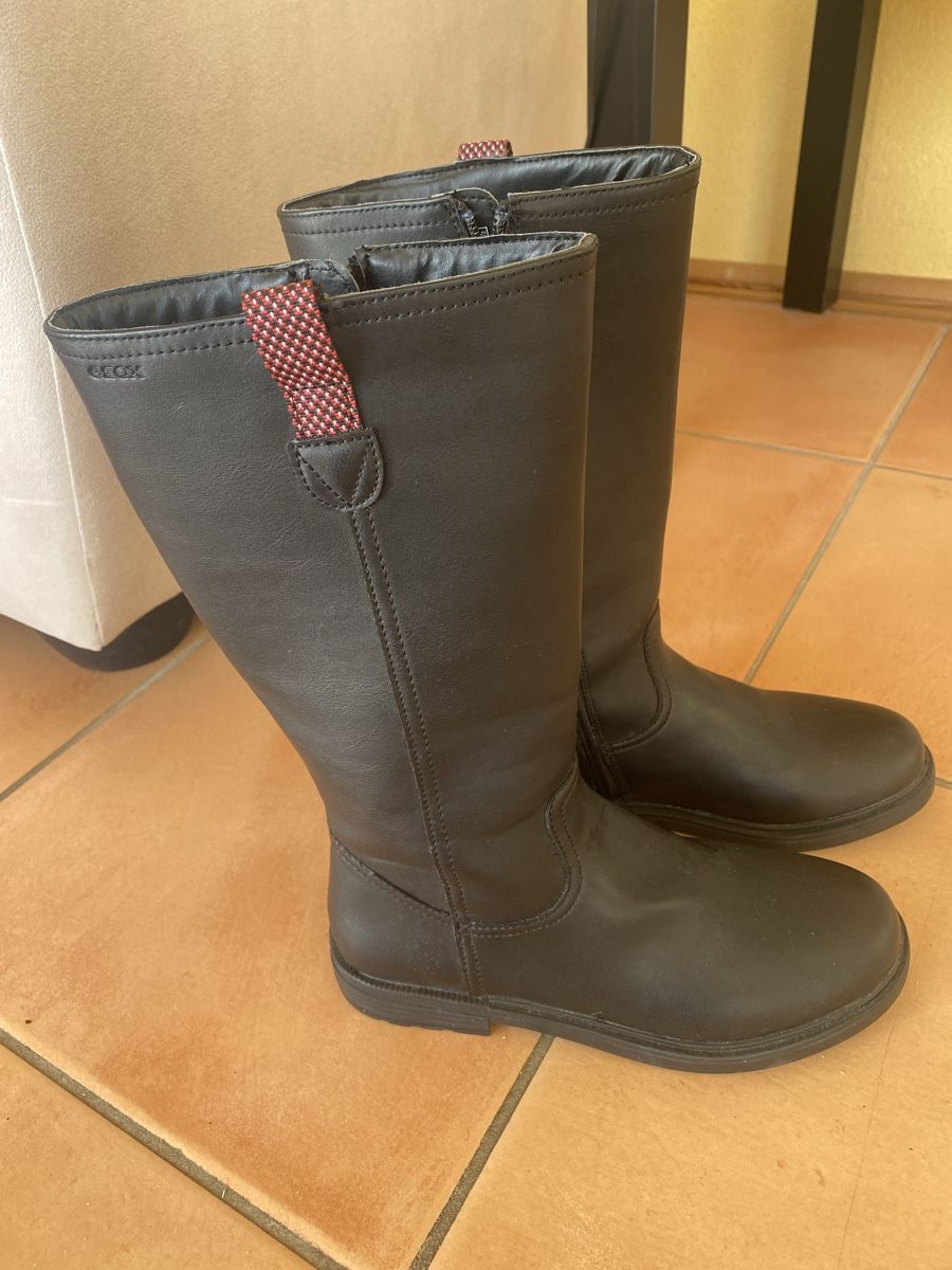 Geox Scarpe da donna: GEOX bottes 38 comme neuf cuir – Nuovo (secondo la descrizione) da Belmont-sur-Lausanne venduto da chu_vxf5