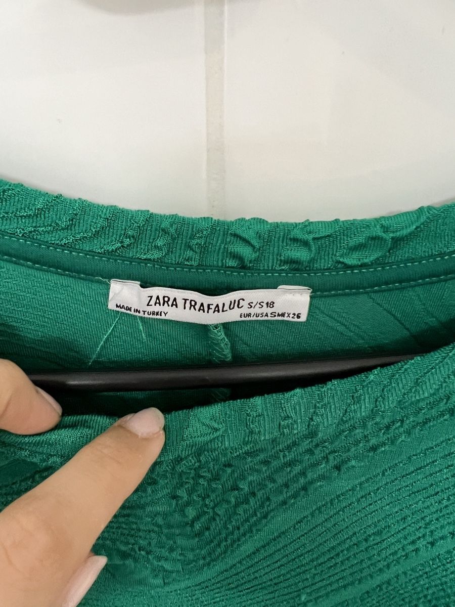 Zara Kleider: Kleid von ZARA grün – Gebraucht aus Jona von n.ferrari 2