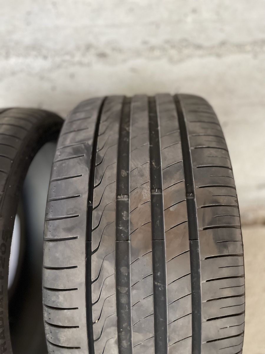 Minerva Pneus & Roues: 2x 275/30 R20 97Y – D'occasion à Einsiedeln par VH_ 3
