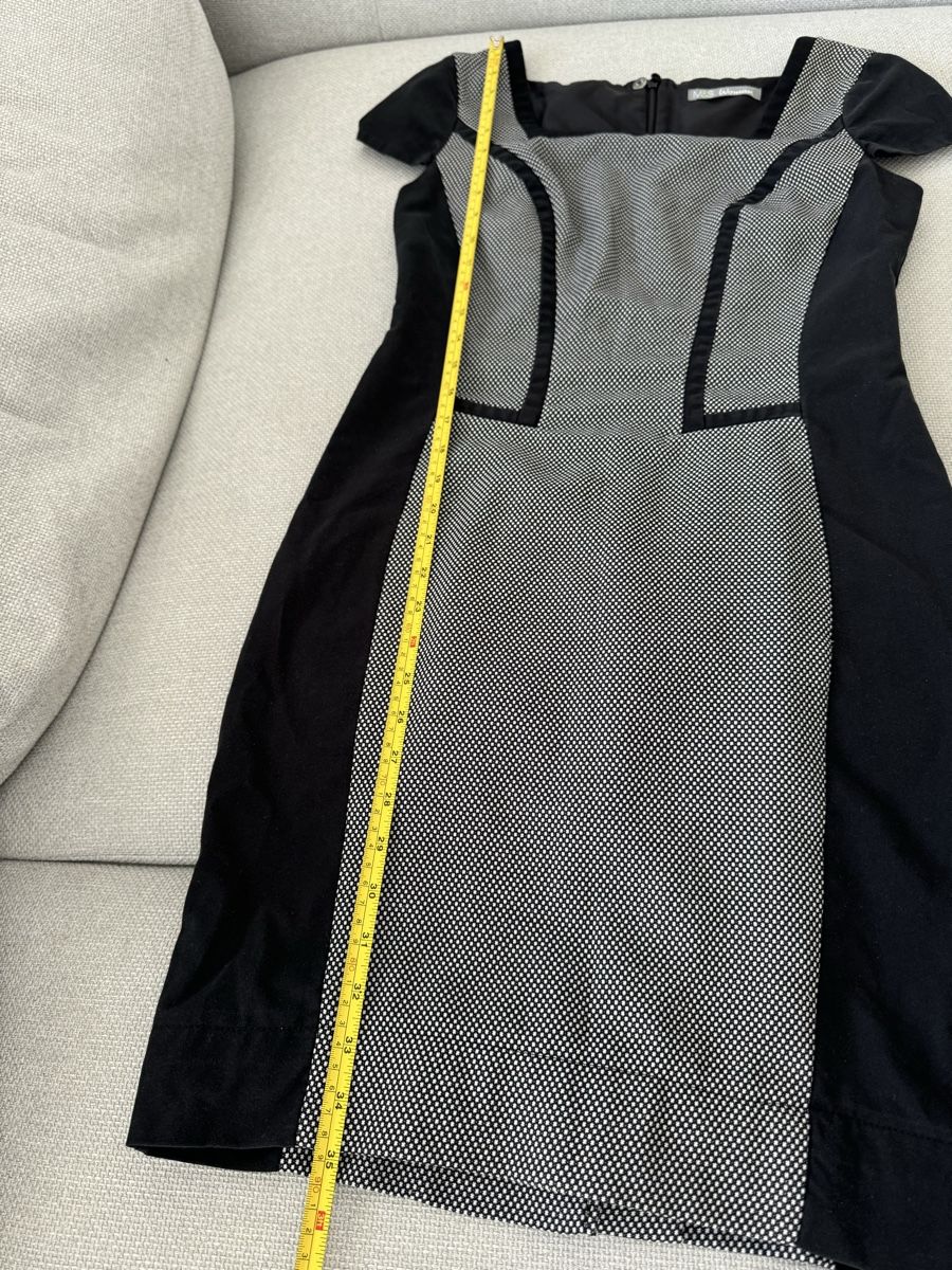 Kleider: Elegantes Kleid der Marke Marks & Spencer, S – Gebraucht aus Granges VS von rvn 4