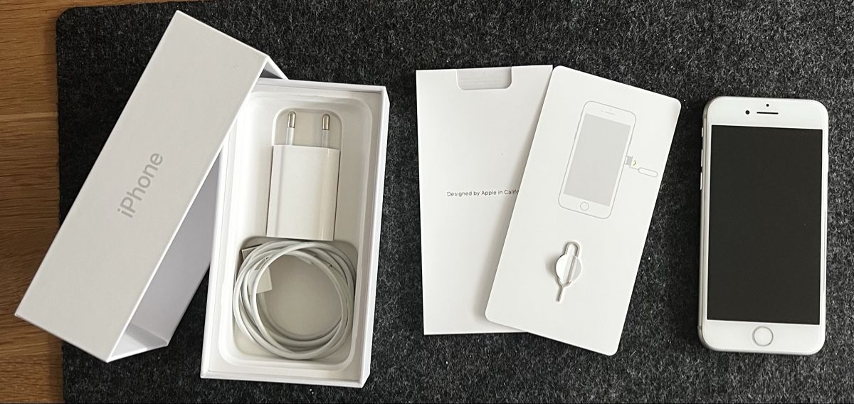 Apple Telefoni cellulari / Smartphones: iPhone 8, Silver, 64GB – Usato da Unterterzen venduto da Bienli13 2
