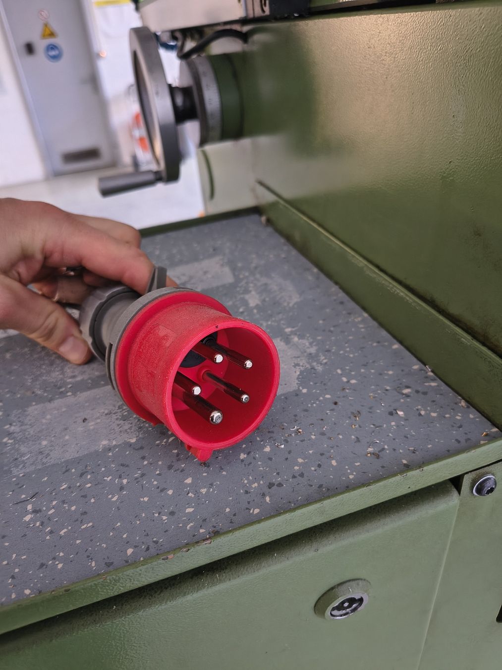 Tutte le macchine: MAHO  MH 400 P – Difettoso da Appenzell Steinegg venduto da gia_js8j 6