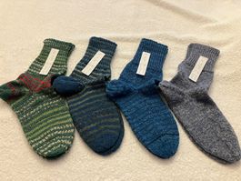 1 Paar neue handgestrickte Socken Nr. 40/41 zur Auswahl