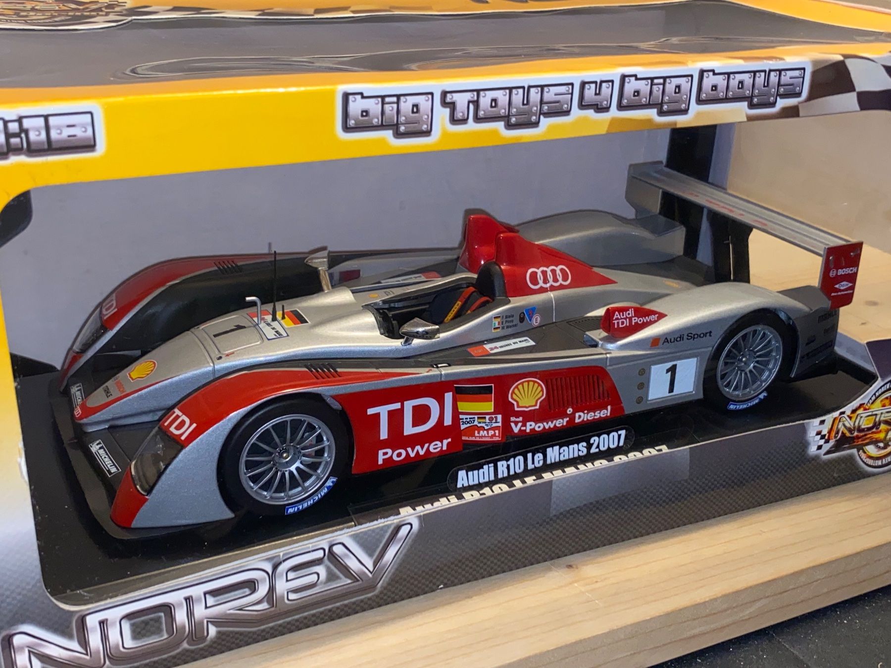 Audi Modellini d'auto: Audi R10 Le Mans 2007 - 1/18 NOREV – Nuovo (secondo la descrizione) da Wohlen AG venduto da PrivatSammlung