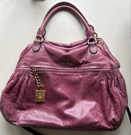 Miu Miu Vitello Vintage Padlock Tasche