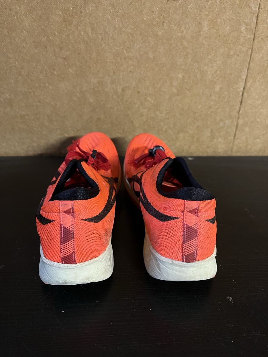 Asics Chaussures femmes: ASICS Metaracer Tokyo – D'occasion à Schwanden Sigrisw par Chrisii776 2