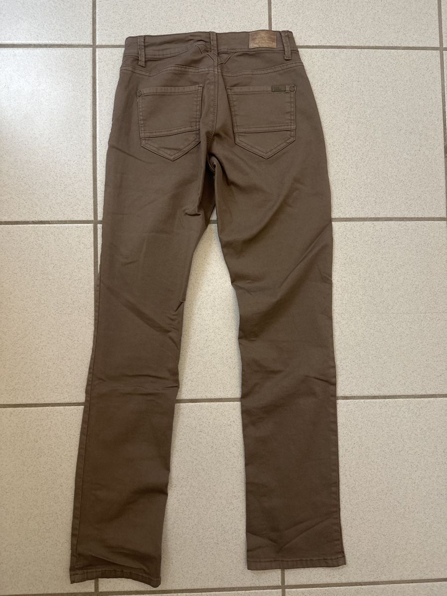 Pantaloni: Hose, Gr. 34 – Usato da Buus venduto da 2019dp 3