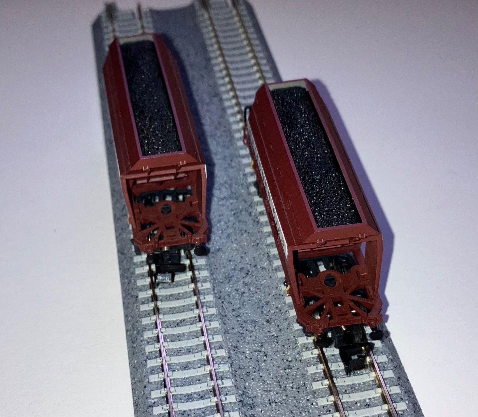 Arnold Modelleisenbahnen: Arnold SBB 2 Stück Weiacher Kieswagen – Gebraucht aus Dompierre VD von immorentes 1