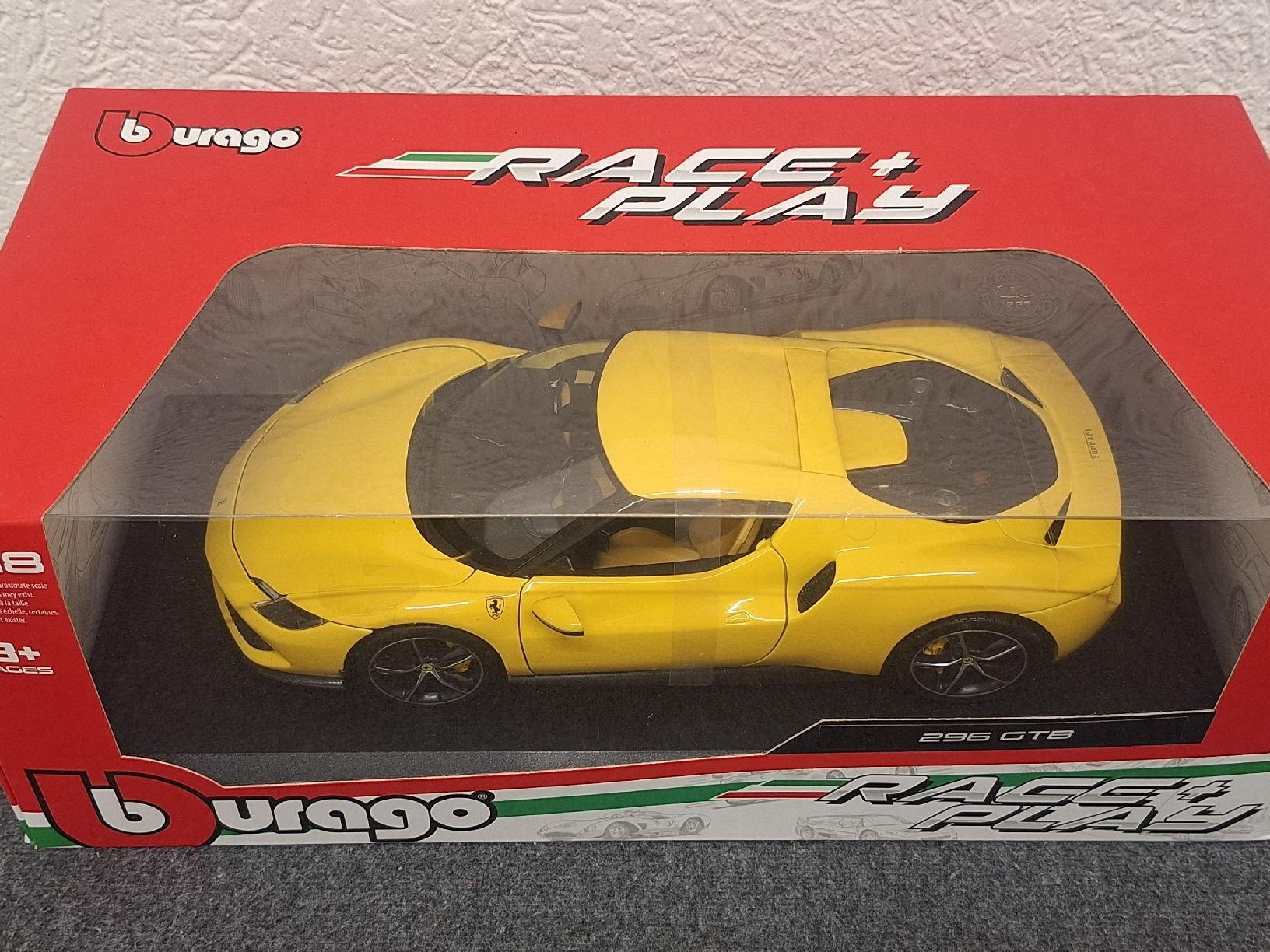 Bburago Modellini d'auto: Bburago Ferrari 296 GTB 1/18  – Nuovo (secondo la descrizione) da Grüt (Gossau ZH) venduto da wisdomio7 2