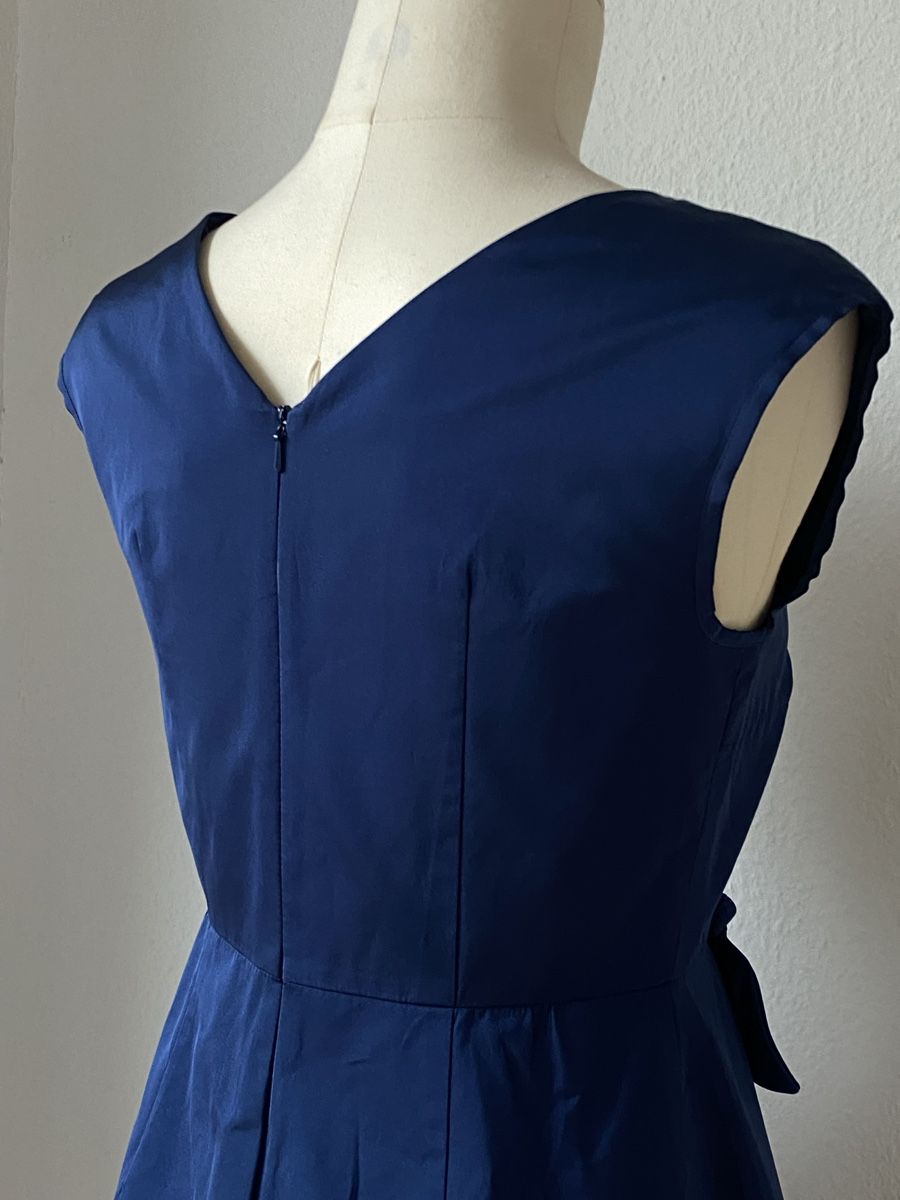 Max Mara Vestiti: MaxMara Cocktailkleid Gr. 32 Dunkelblau – Nuovo (secondo la descrizione) da Kreuzlingen venduto da MeinKleinesAtelier 2