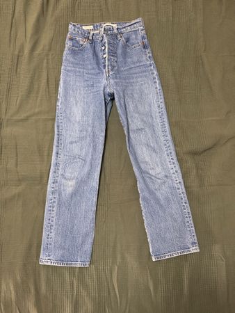 Levi’s Premium Ribcage Straight 26