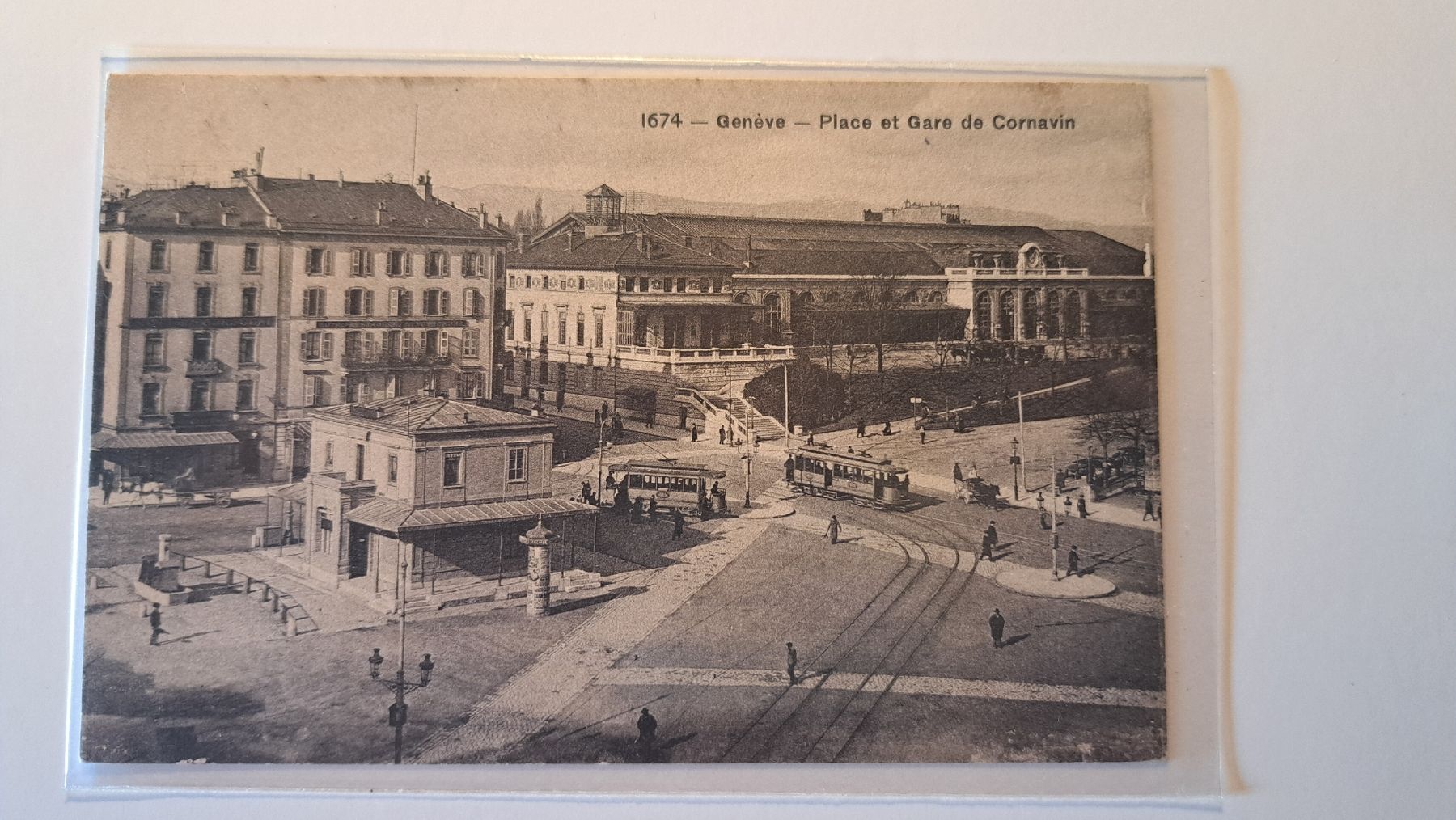 Cartoline postali: Ancienne CP Genève vers 1920 - Place Cornavin – Usato da Pailly venduto da jme99