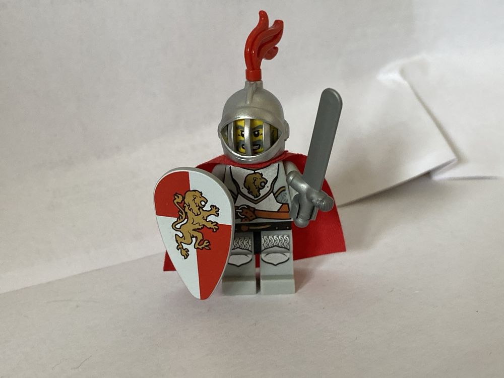 Lego Figur Ritter mit Schwert & Schild (Gebraucht) in Gränichen für CHF ...