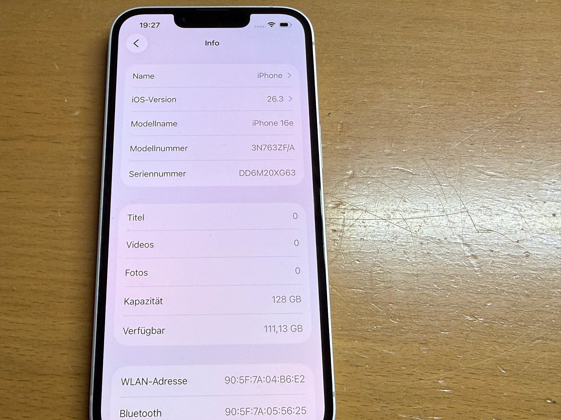 Apple Telefoni cellulari / Smartphones: Iphone 16E 128Gb – Usato da Au SG venduto da bah_6f5w 3