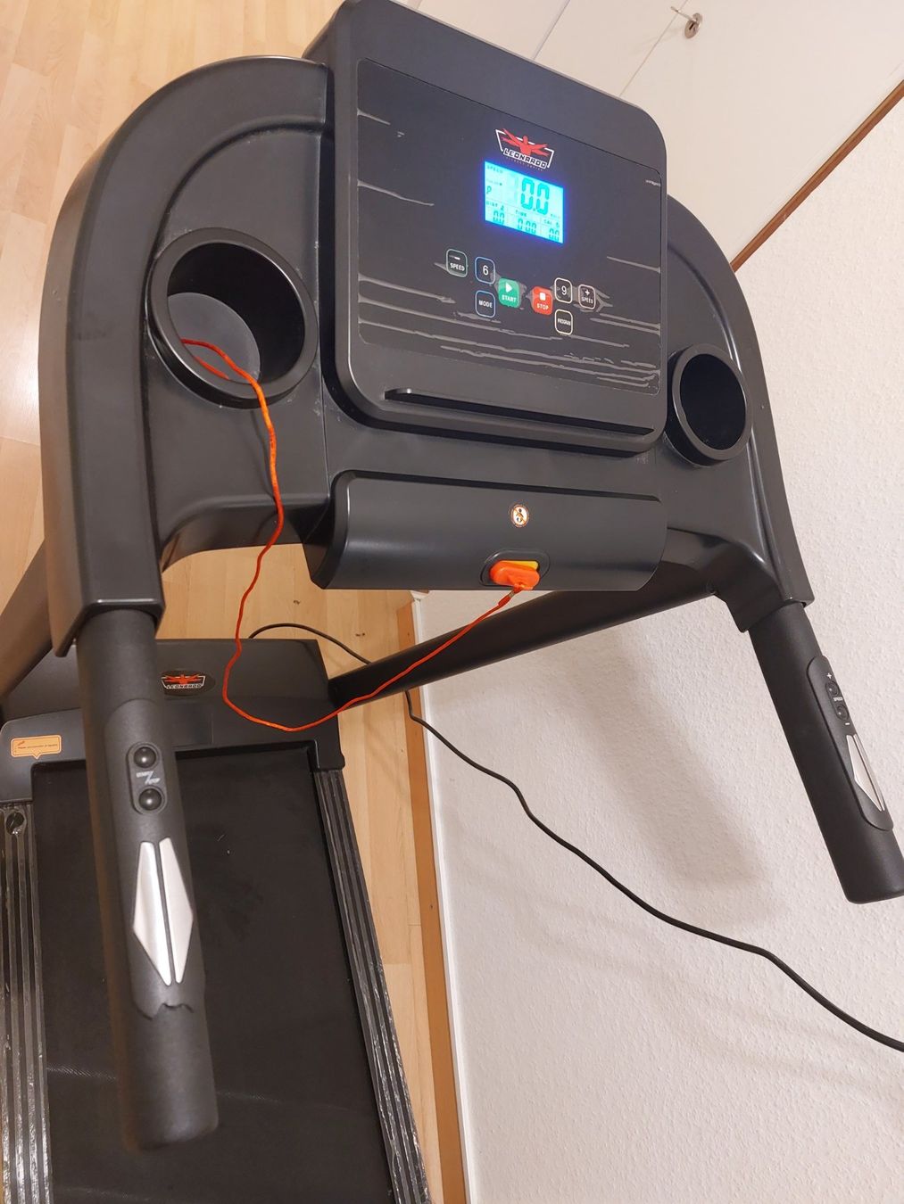 Hometrainer: Laufband Tapis Roulant Elettrico – Nuovo (secondo la descrizione) da Emmenbrücke venduto da Qalku.live.it 6