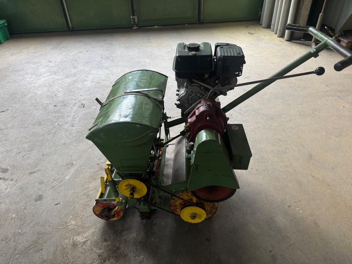 Toutes les machines: Sembdner Sämaschine – D'occasion à Aesch BL par strawberry. 1