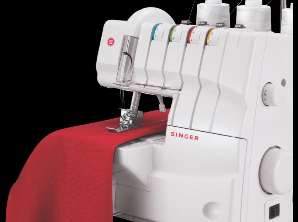 Singer Macchine da cucire: Singer machine à coudre/ recouvreuse Point de recouvrement – Nuovo e nell'imballaggio originale da Genève venduto da CostumeSeverine 1