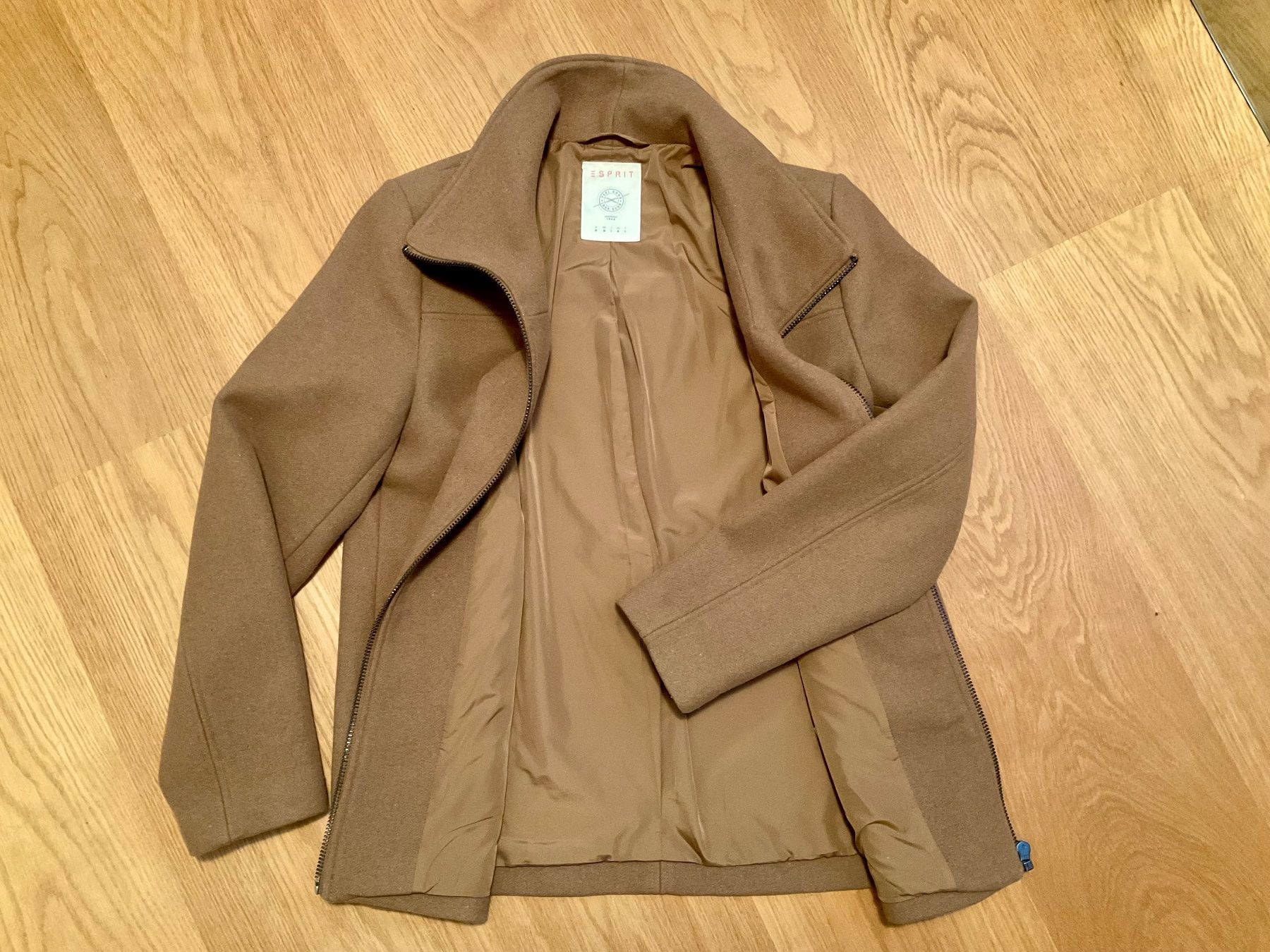 Esprit Giacche: Winterjacke – Usato da Langnau am Albis venduto da Linus15 1