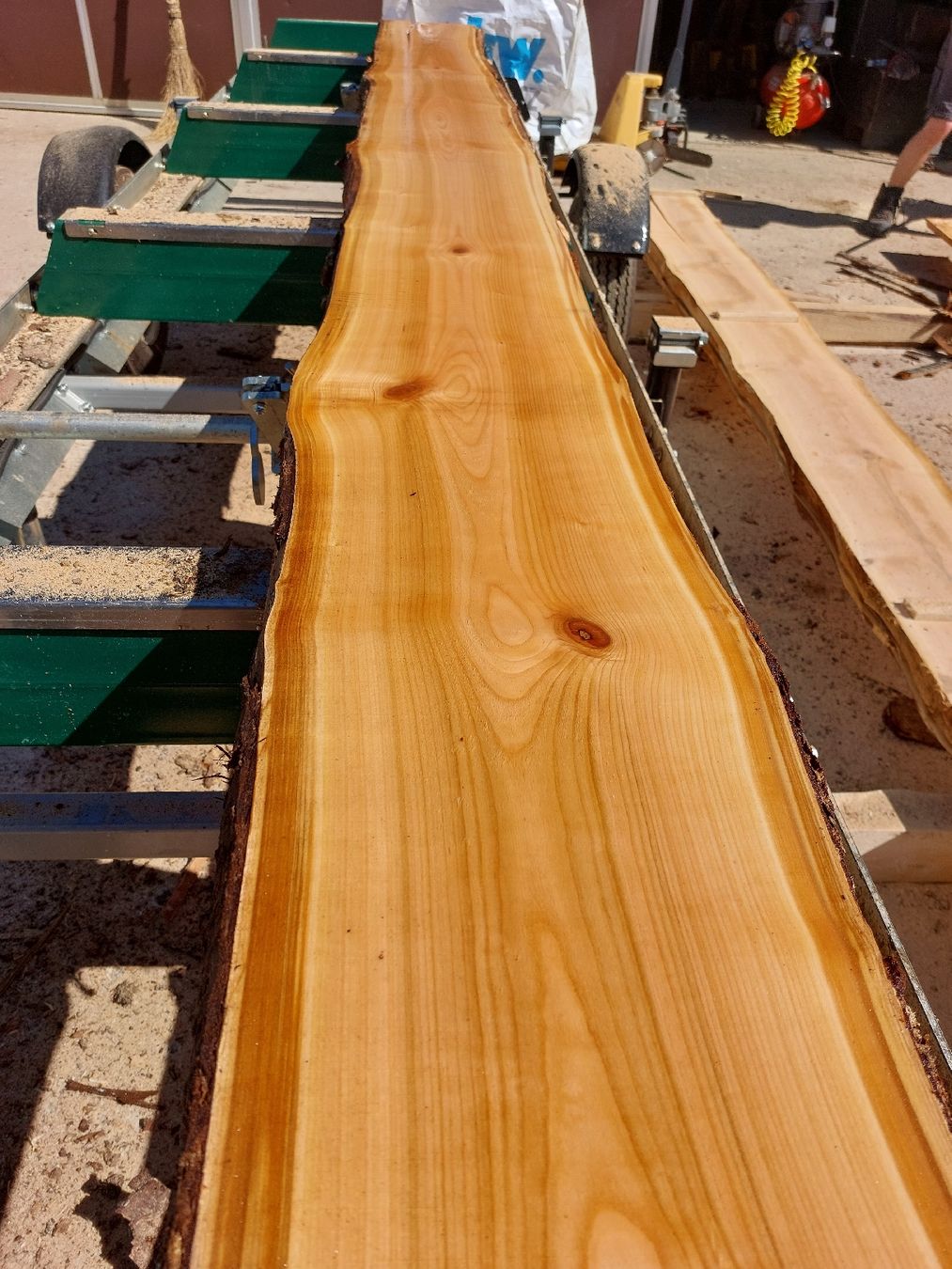 Articoli in legno: Kirschbaum Bretter 35mm/40mm/50mm – Usato da Bretzwil venduto da AnnenHolz 3