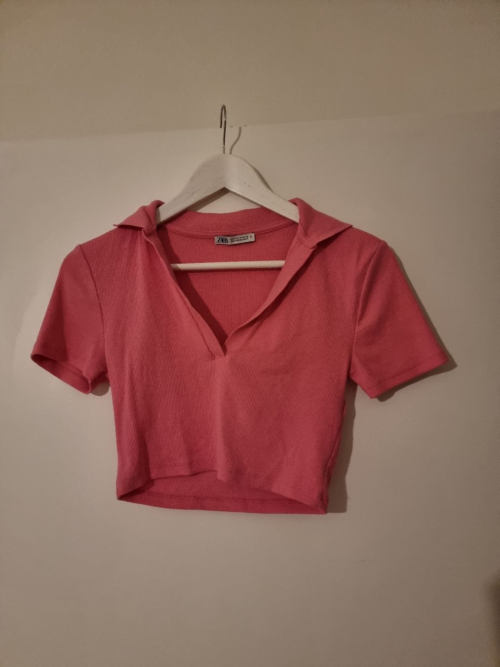 Zara Magliette Polo: Zara Poloshirt Crop – Nuovo (secondo la descrizione) da Altstätten SG venduto da melii._.98