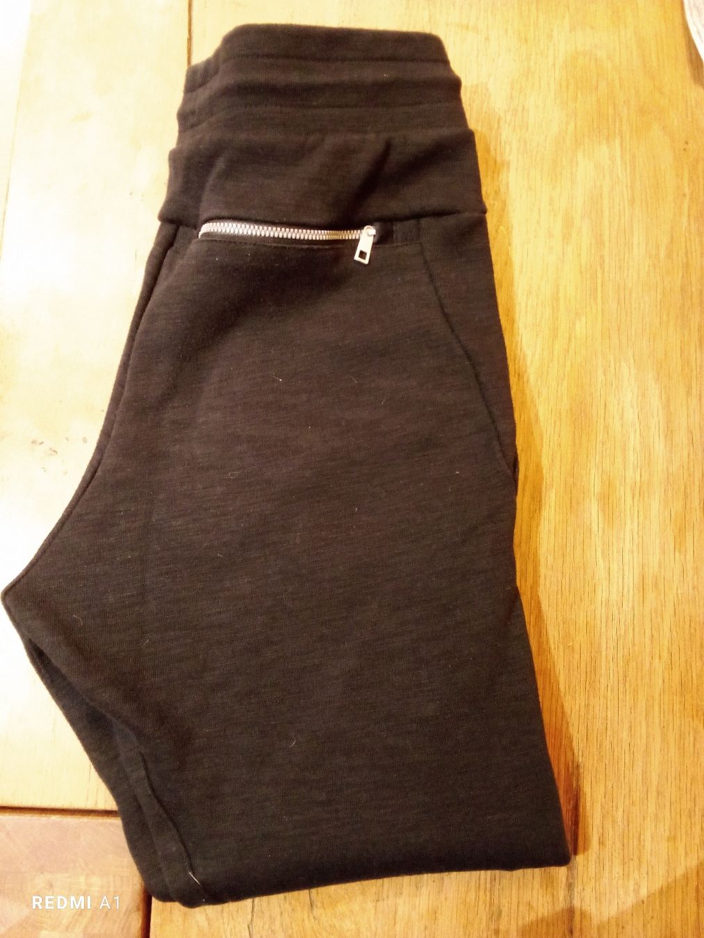 Nike Pantaloni: Nike Tech Lange Trainerhose – Usato da Beride d. Bedigli. venduto da Connina 4