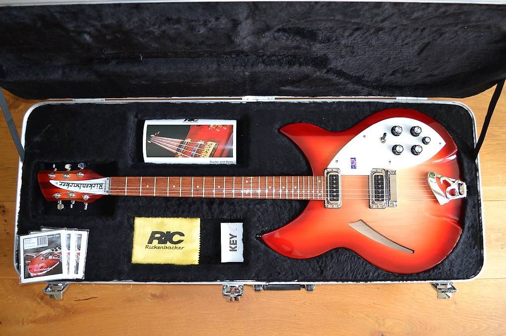 Rickenbacker Strumenti musicali: [NEUWERTIG] Rickenbacker 330 FG – Usato da Zuchwil venduto da route89