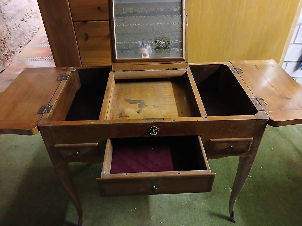 Cassettiere: Antike Spiegelkommode mit Schubladen – Usato da Suhr venduto da 1napoleon 2