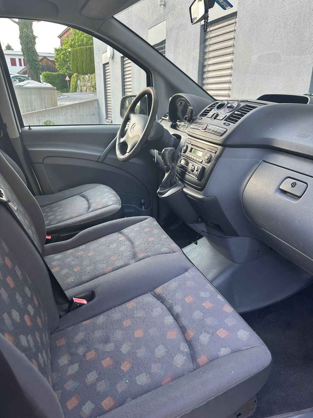 Mercedes-Benz Veicoli commerciali: Mercedes Benz Vito 115 CDI lange Version – Difettoso da Uznach venduto da Deer1 5