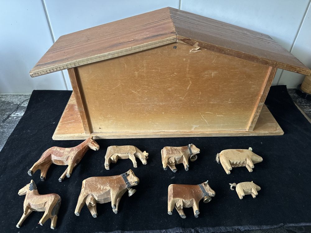Trauffer Jouets: Holzspielzeug Bauernhof mit Tieren, Vintage Deko Stall  – D'occasion à Zürich par Chaeffeler 2