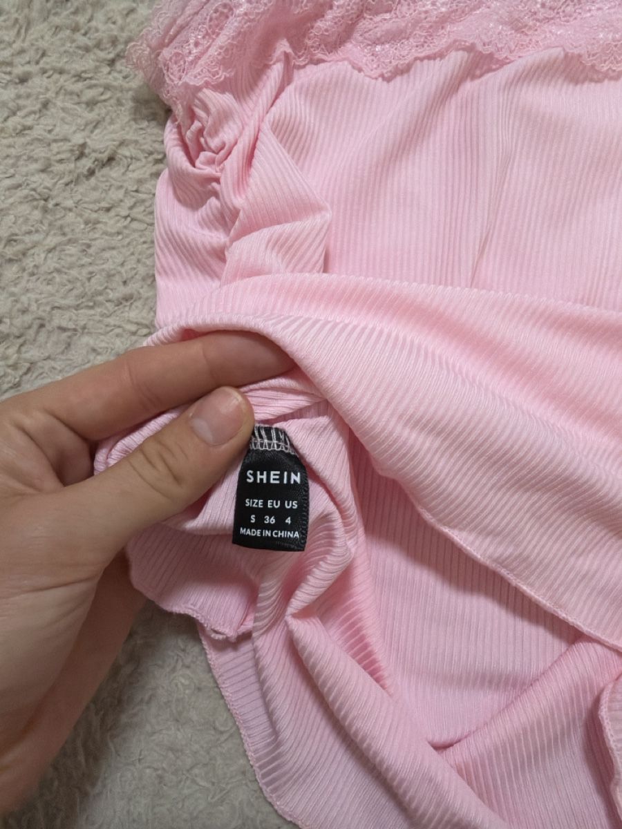 Shein Top: Tube Top Rosa – Nuovo (secondo la descrizione) da St. Gallen venduto da may_8b6p 1