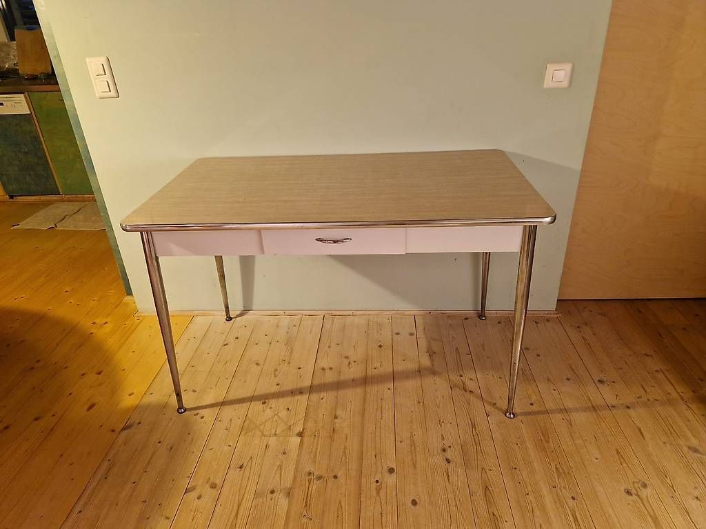 Tables: Kelko Tisch Beige  – D'occasion à Zürich par jan_Zur