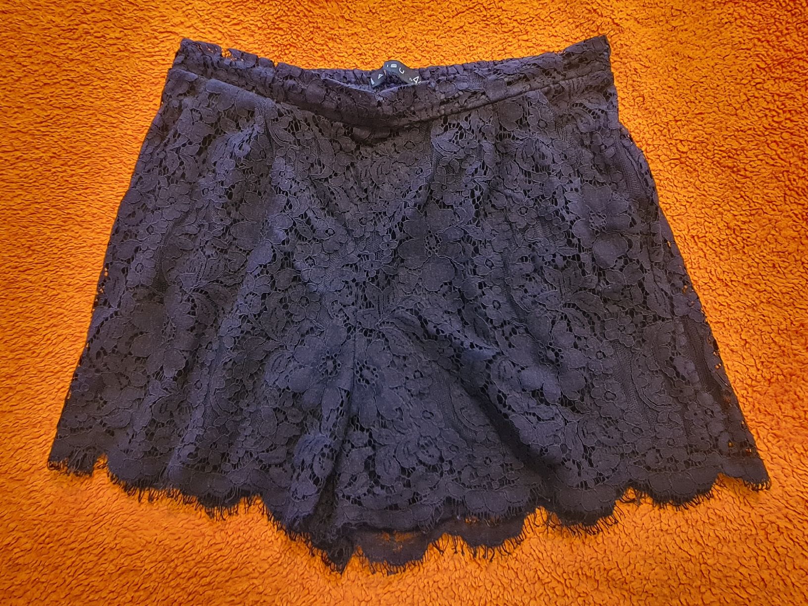 Pantaloni: Damen Shorts  Gr. 44 – Usato da Steinen venduto da turbogeiss99 3