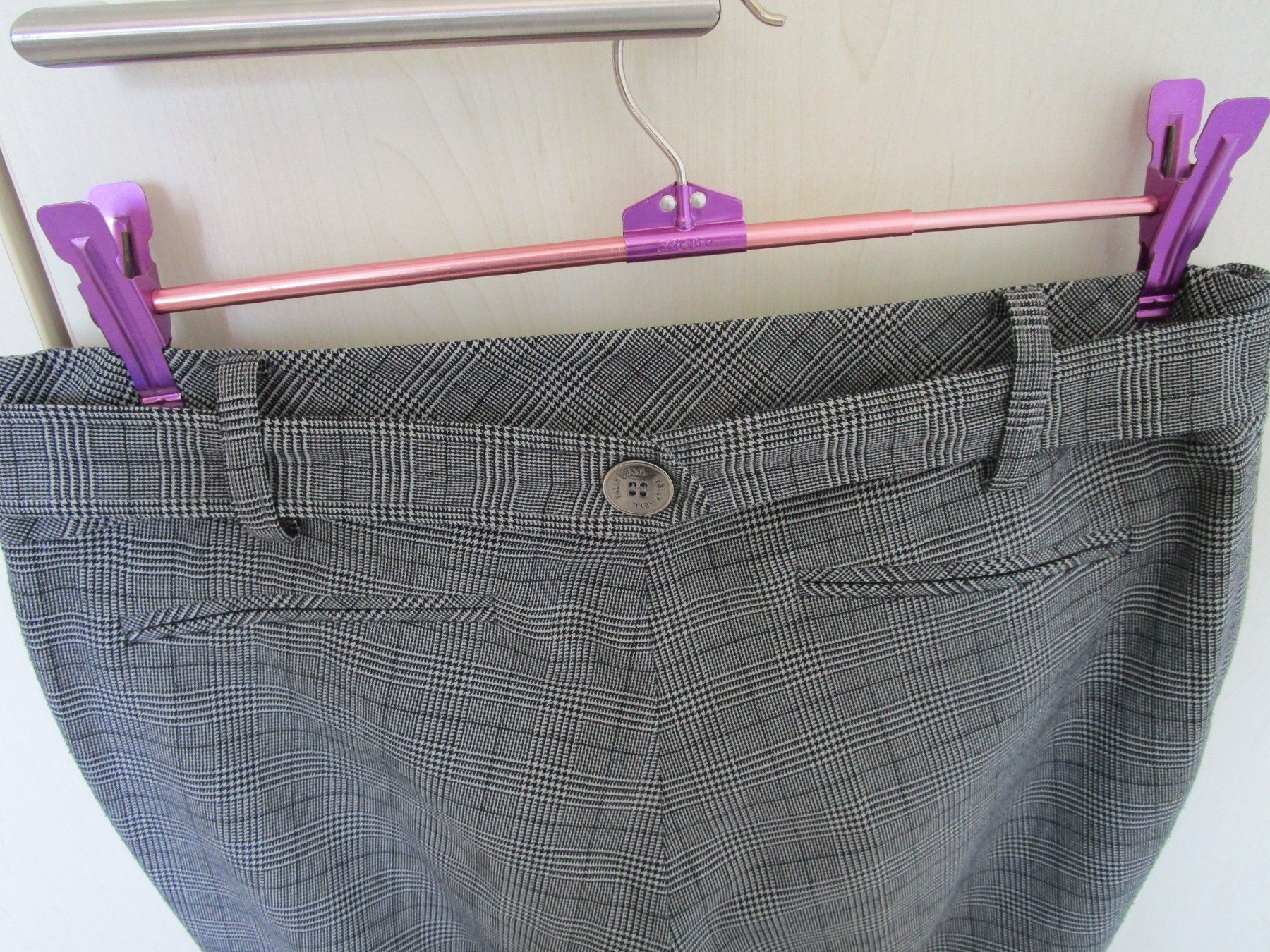 Pantaloni: Hosen Grau – Usato da Langenthal venduto da majarose 2