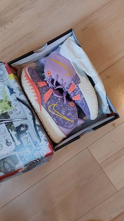 Scarpe da donna: Nike Kyrie 7 "daughters" Gr. 37 – Usato da Volketswil venduto da famwin 3