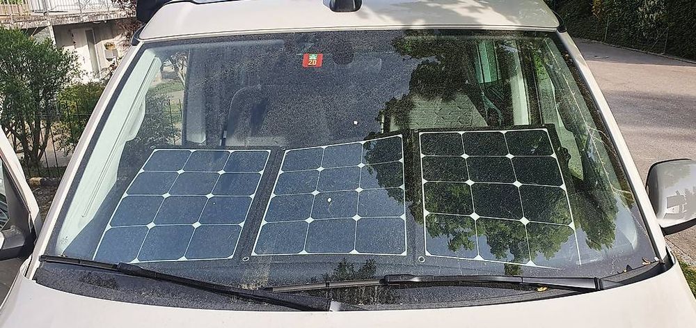 Dispositivi a energia solare: Flexible 120W Solartasche mit MPPT-Regler und Zubehör – Usato da Aegerten venduto da Felixw 1