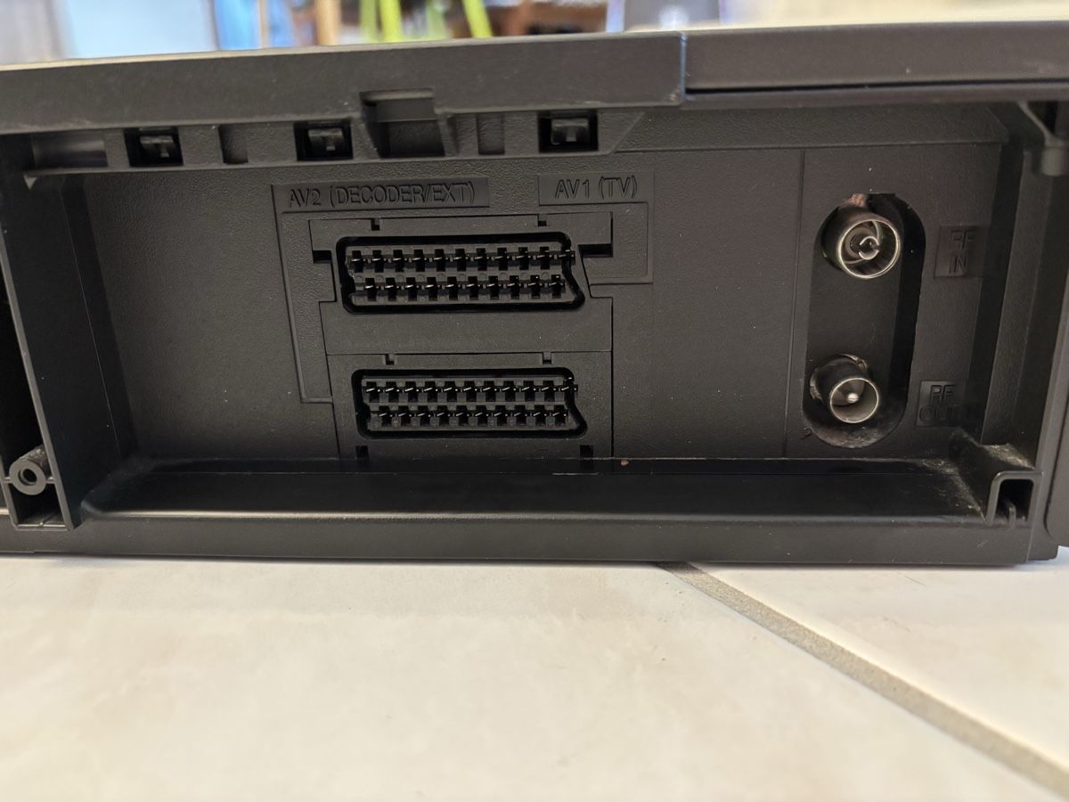 Panasonic Registratori: Panasonic Videorecorder NV-SD275 – Usato da Zufikon venduto da eskilt 3