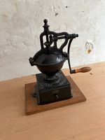 Peugeot Kaffeemühle mit original Schublade
