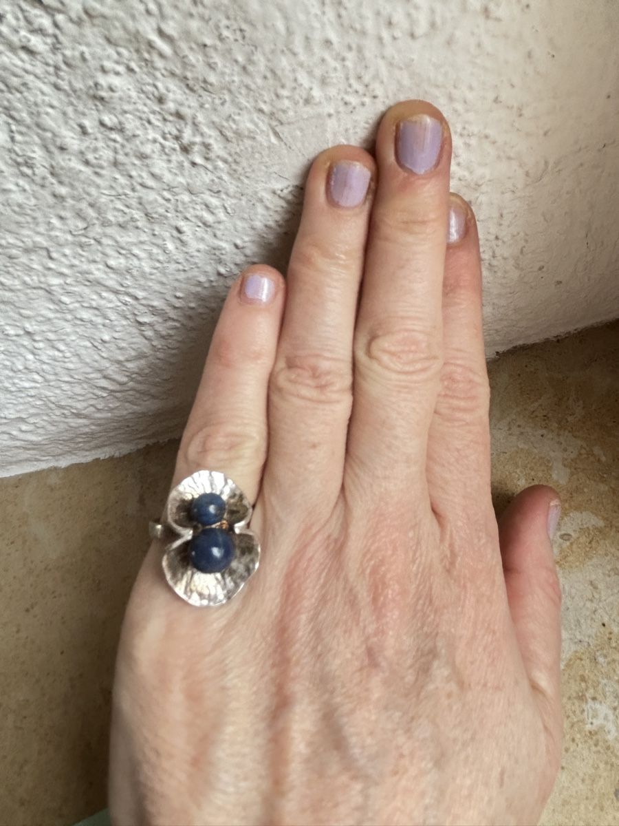 Anelli: Silberring Lapislazuli Kugeln, FLOWER (52) – Usato da Laufen venduto da belleskulptur 7