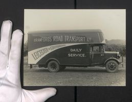 Fotografie Lastwagen Morris mit Hamshaw 